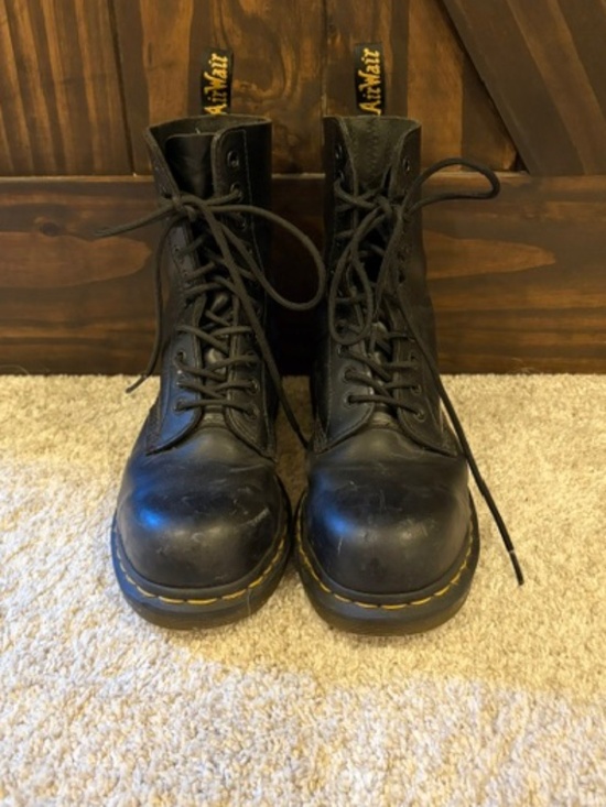 Dr. Martens Shoes - Dr Martens